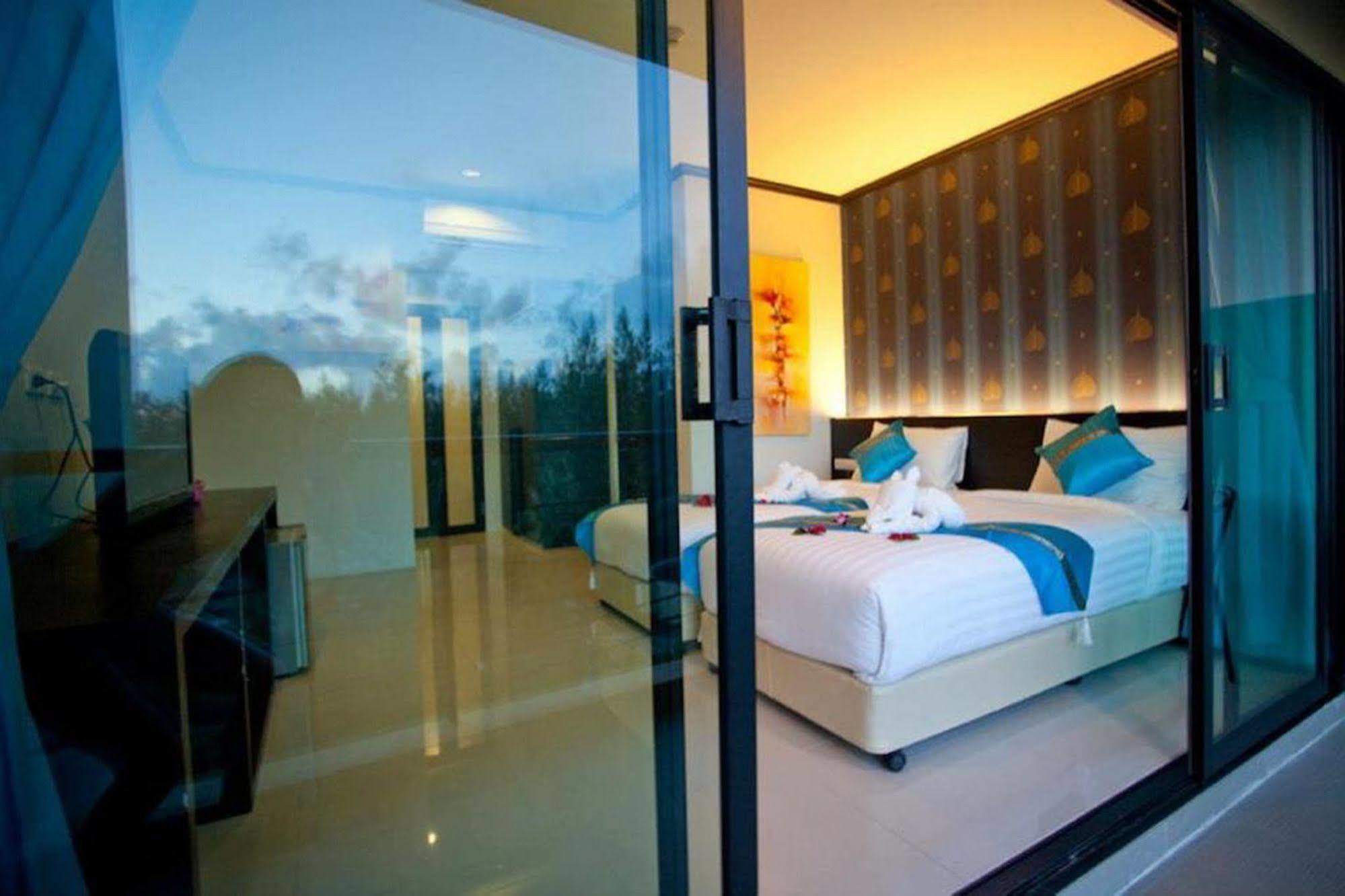 Kata Green Beach Hotel Dış mekan fotoğraf