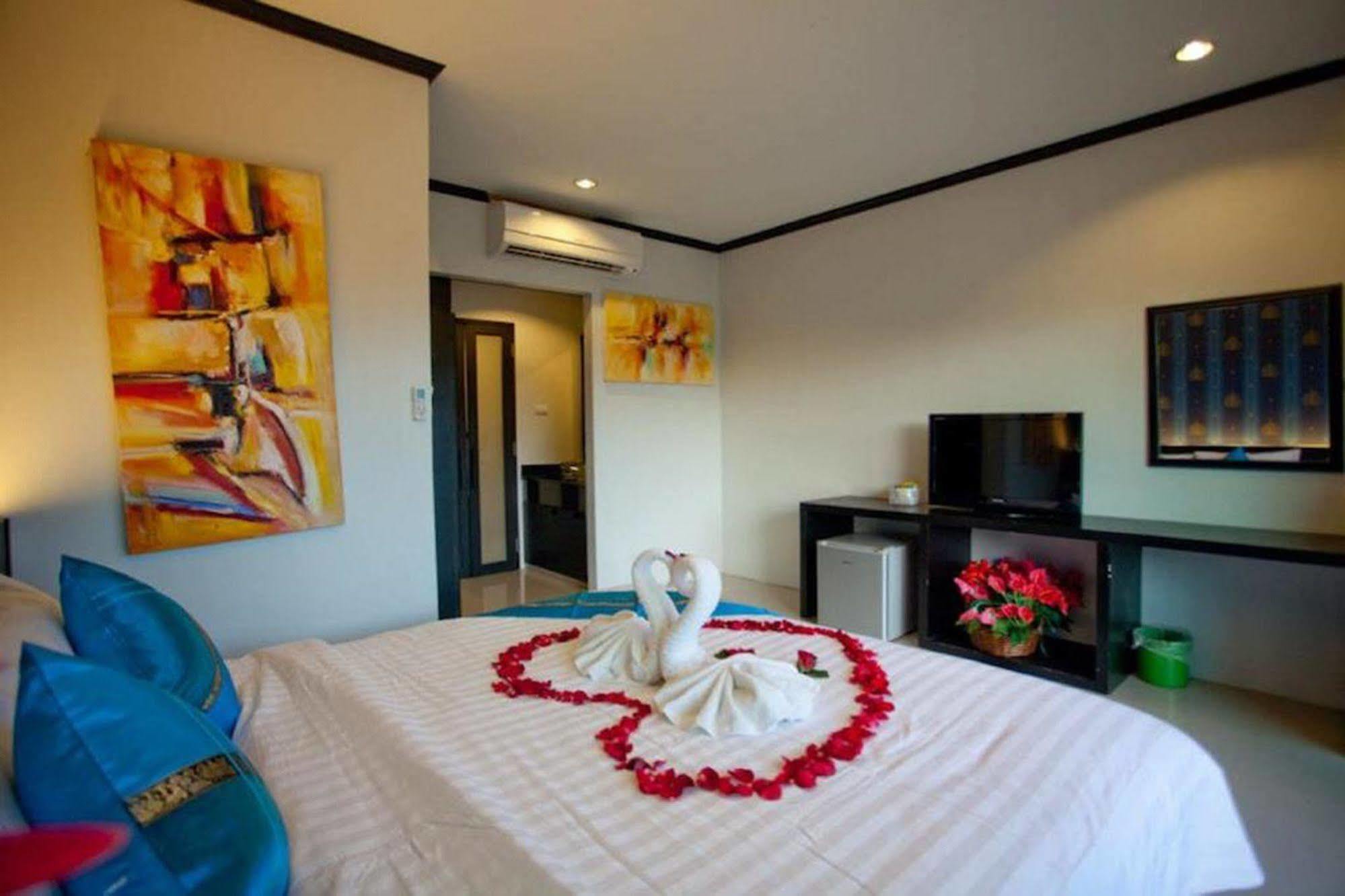 Kata Green Beach Hotel Dış mekan fotoğraf